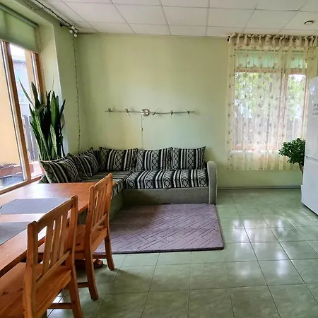 Cozy Magnolia 3 *